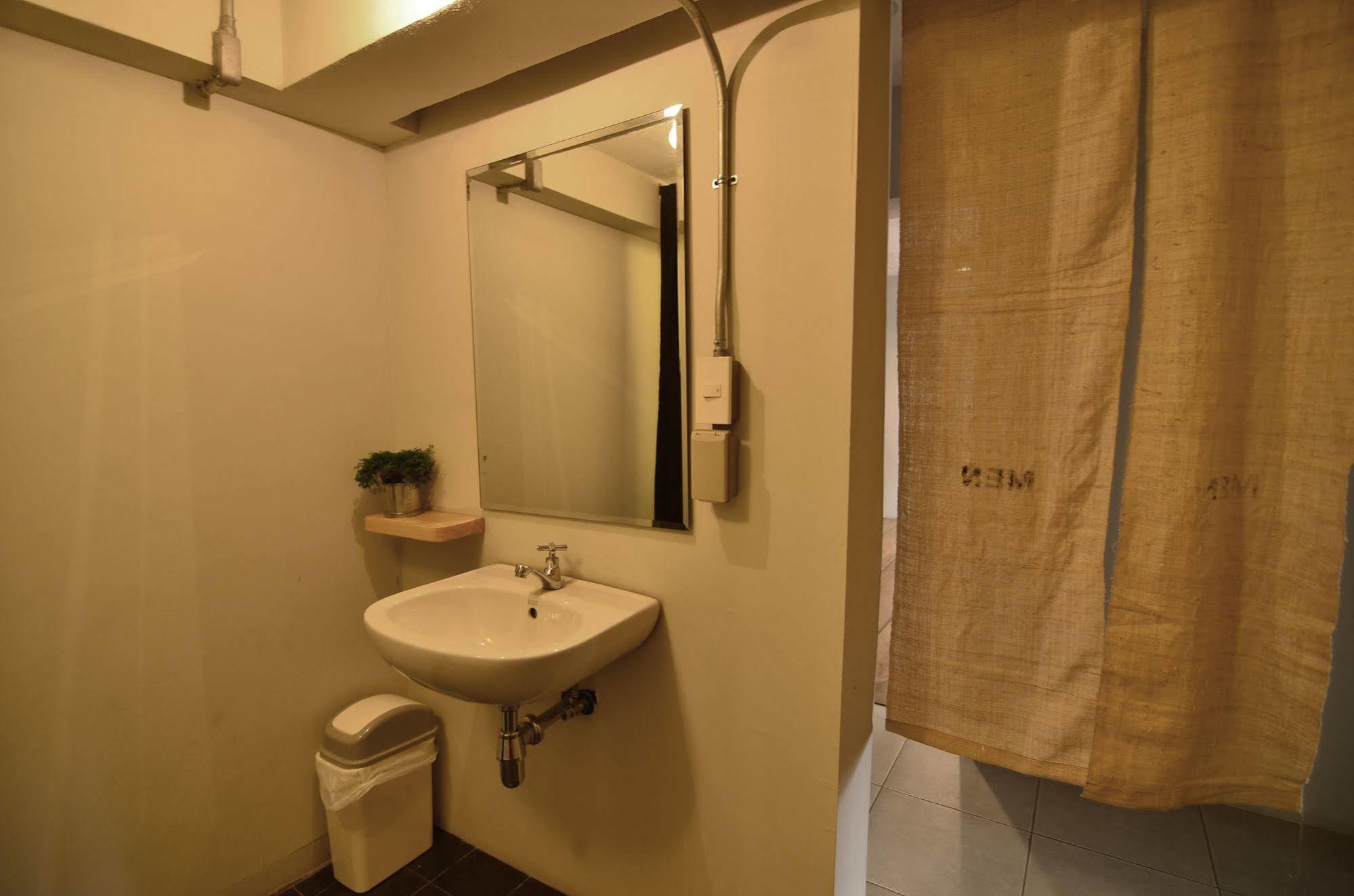 Happynest Auberge de jeunesse *